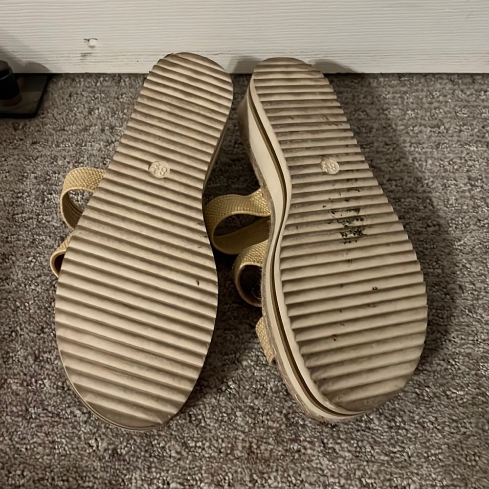 Short Platform - image 3